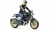 Мотоцикл Scrambler Ducati Cafe Racer с мотоциклистом  - миниатюра №4